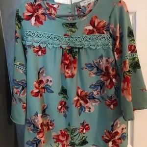 Floral top SOLD